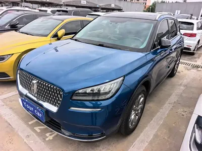 Lincoln Corsair · 2020 год