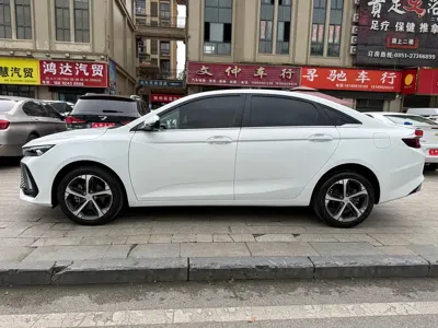 Geely Emgrand L 2023, 50300 км, за 8237.75 USD - фото 7