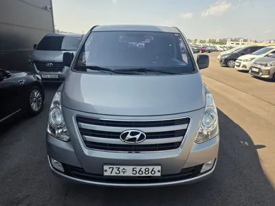 Hyundai Starex 2017, 140720 км, за 7025.77 USD