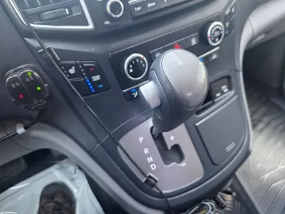 Hyundai Starex 2017, 140720 км, за 7025.77 USD - фото 9