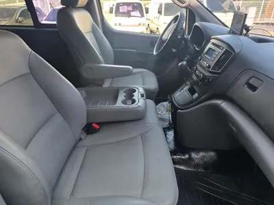 Hyundai Starex 2017, 140720 км, за 7025.77 USD - фото 10