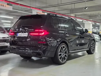BMW X7 2024, 37000 км, за 101746.1 USD