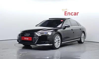 Audi A8 · 2021 год