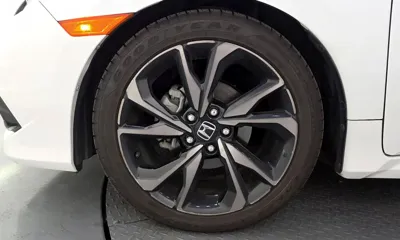 Honda Civic 2019, 66204 км, за 10921.14 USD