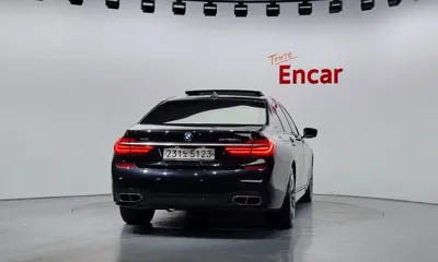 BMW 7-Series 2018, 98235 км, за 29274.03 USD