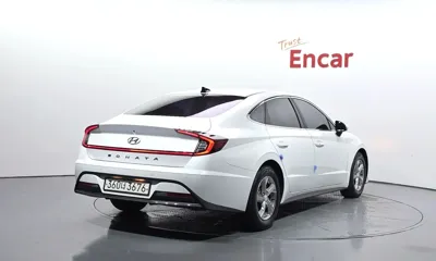 Hyundai Sonata 2020, 117277 км, за 7877.12 USD