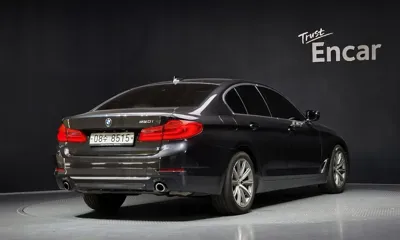 BMW 5-Series 2019, 64567 км, за 14626.53 USD