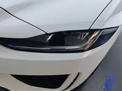 Jaguar XEL 2024, 8300 км, за 23086.66 USD