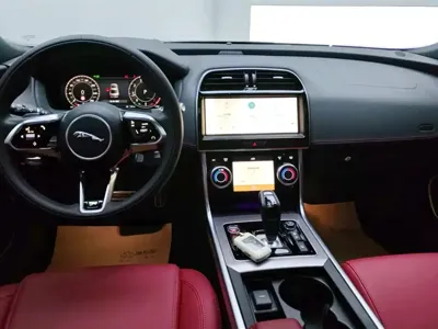 Jaguar XEL 2024, 8300 км, за 23086.66 USD - фото 12