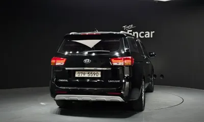 Kia Canival 2018, 120630 км, за 9122.16 USD