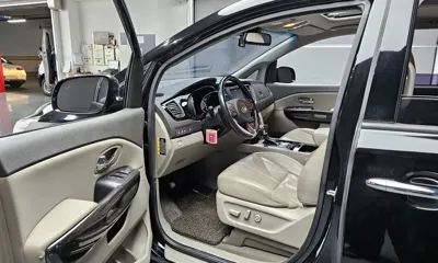 Kia Canival 2018, 120630 км, за 9122.16 USD - фото 10