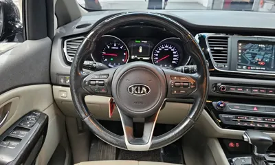 Kia Canival 2018, 120630 км, за 9122.16 USD - фото 13