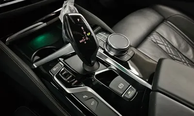 BMW 5-Series 2018, 98742 км, за 16576.73 USD - фото 9