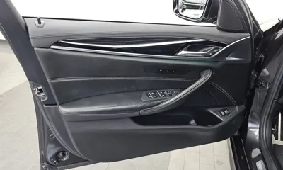 BMW 5-Series 2018, 98742 км, за 16576.73 USD - фото 24