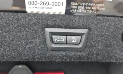 BMW 5-Series 2018, 98742 км, за 16576.73 USD - фото 32