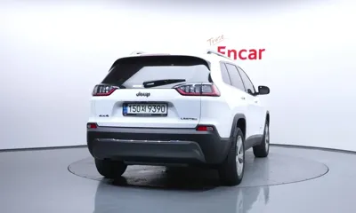 Jeep Cherokee 2021, 39723 км, за 12052.12 USD