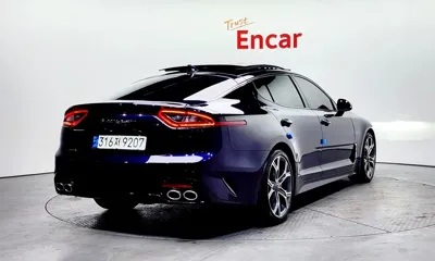 Kia Stinger 2018, 72100 км, за 10141.06 USD