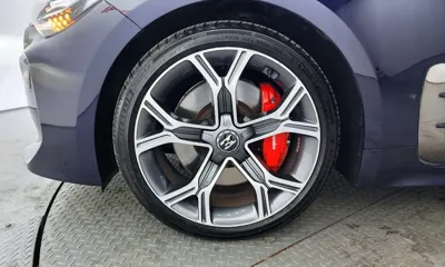 Kia Stinger 2018, 72100 км, за 10141.06 USD