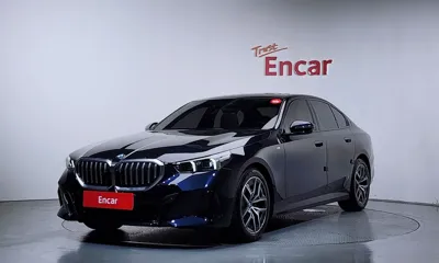 BMW 5-Series · 2024 год