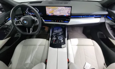 BMW 5-Series 2024, 13678 км, за 42870.19 USD - фото 7