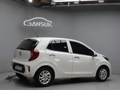 Kia Morning 2018, 59874 км, за 4923.2 USD