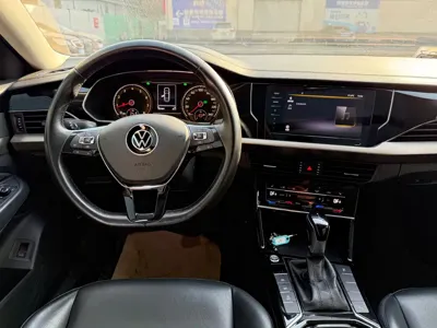 Volkswagen Passat 2021, 70000 км, за 8838.79 USD - фото 9