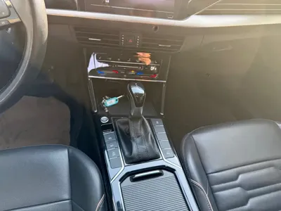 Volkswagen Passat 2021, 70000 км, за 8838.79 USD - фото 13