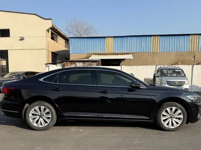 Volkswagen Passat 2021, 70000 км, за 8838.79 USD - фото 17
