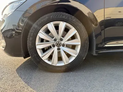 Volkswagen Passat 2021, 70000 км, за 8838.79 USD - фото 19