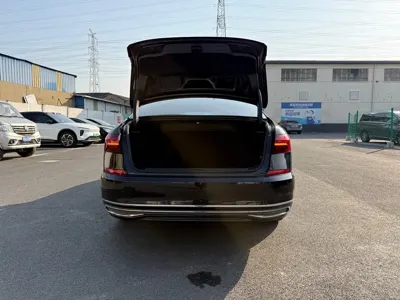 Volkswagen Passat 2021, 70000 км, за 8838.79 USD - фото 31