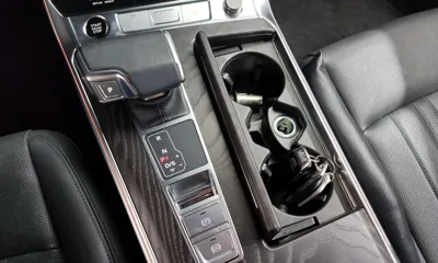 Audi A6 2023, 18721 км, за 26865.46 USD - фото 9