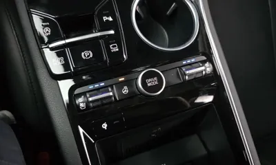 Kia K5 2023, 74267 км, за 20837.39 USD - фото 16