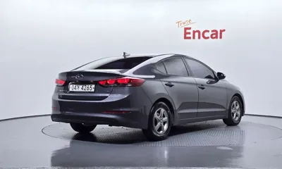 Hyundai Avante 2017, 135481 км, за 4629.14 USD