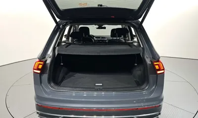 Volkswagen Tiguan 2021, 76847 км, за 16256.84 USD - фото 30