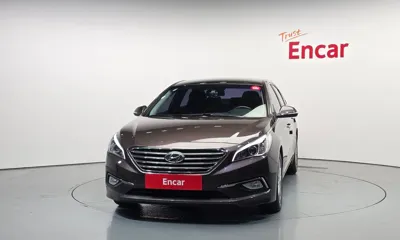 Hyundai Sonata 2015, 111810 км, за 6055.87 USD