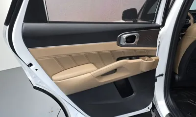 Kia Sorento 2024, 17407 км, за 28423.26 USD - фото 25