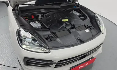 Porsche Cayenne 2023, 34070 км, за 73132.65 USD - фото 6