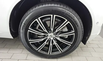 Volvo XC60 2019, 93269 км, за 21797.16 USD