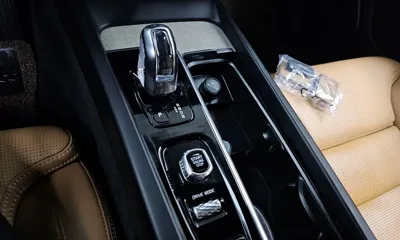Volvo XC60 2019, 93269 км, за 21655.51 USD - фото 9