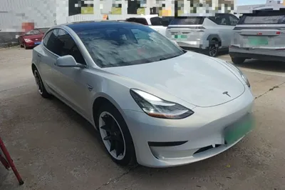 Tesla Model 3 2019, 116600 км, за 15726 USD