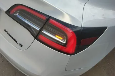 Tesla Model 3 2019, 116600 км, за 15726 USD - фото 9