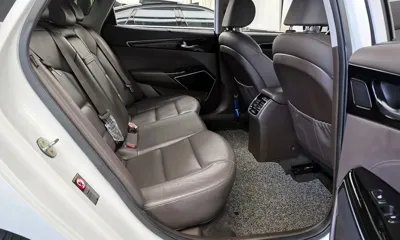 Kia K7 2018, 74437 км, за 9852.86 USD - фото 12