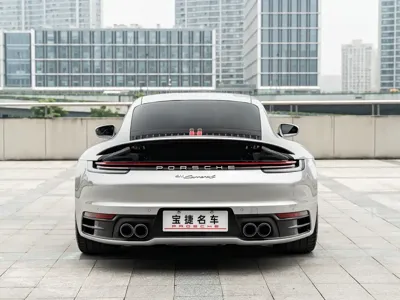 Porsche 911 2023, 18000 км, за 142433.97 USD