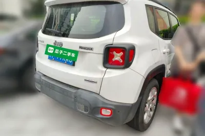 Jeep Renegade 2017, 27900 км, за 7325 USD - фото 6