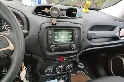 Jeep Renegade 2017, 27900 км, за 7325 USD - фото 12
