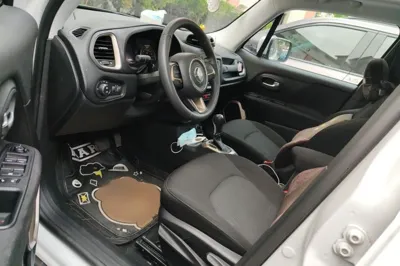Jeep Renegade 2017, 27900 км, за 7325 USD - фото 14