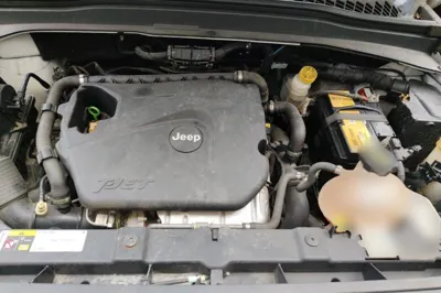 Jeep Renegade 2017, 27900 км, за 7325 USD - фото 21