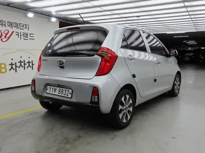 Kia Morning 2016, 144229 км, за 2363.14 USD