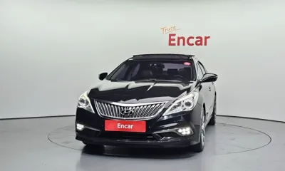 Hyundai Grandeur 2015, 163090 км, за 5618.72 USD