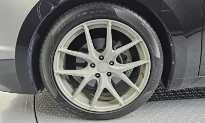Hyundai Grandeur 2015, 163090 км, за 5618.72 USD